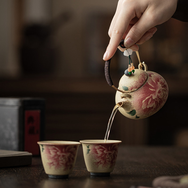 “Peony” Tea Ceremony Gift Set in Case, 110 ml Teapot and Two 50 ml Tea Cups photo